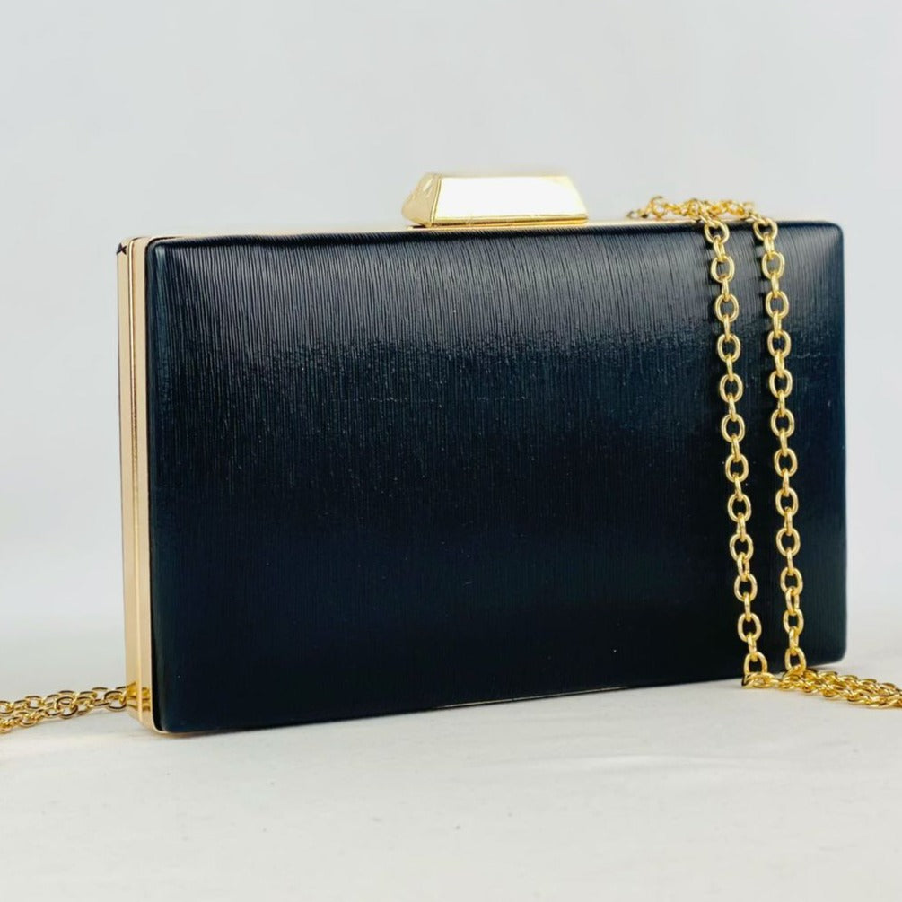 Bolso de mano Paris luxor negro y dorado - Moments by You