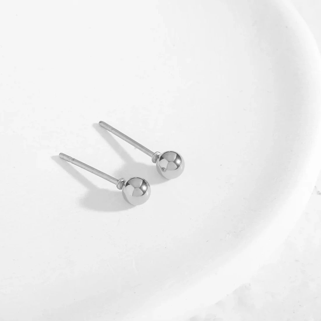 Pendientes bolitas delicadas - Moments by You