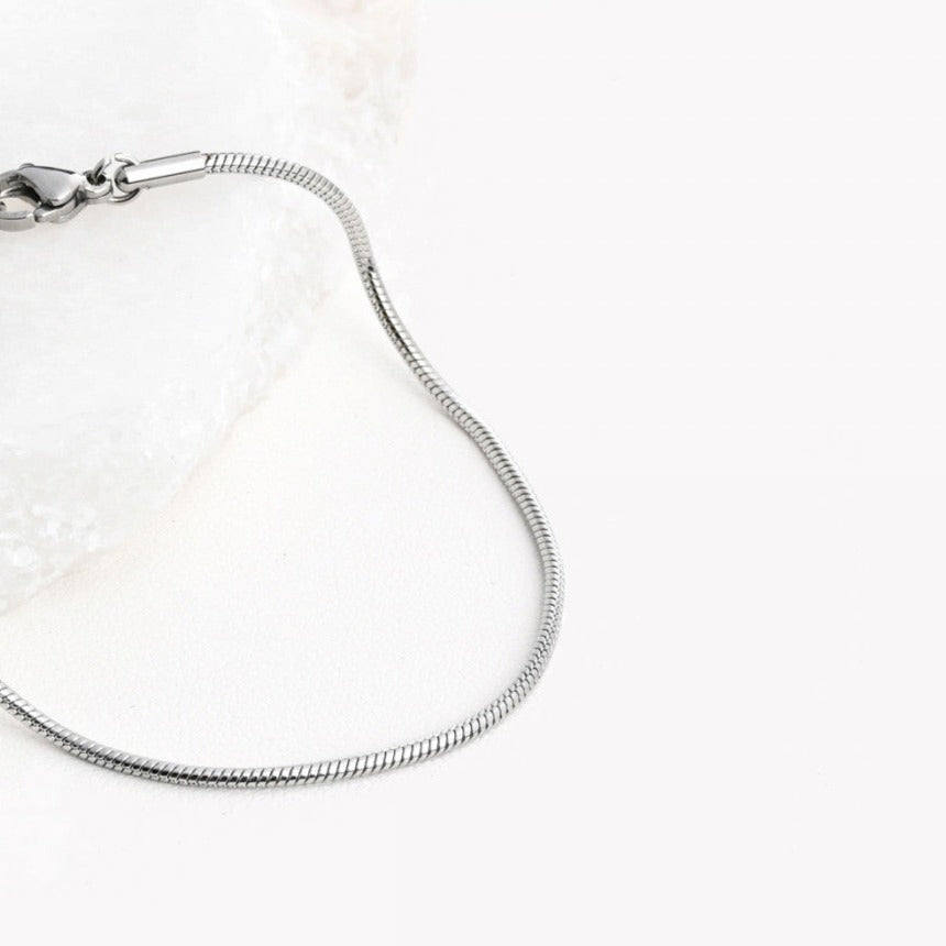 Golden ball bracelet