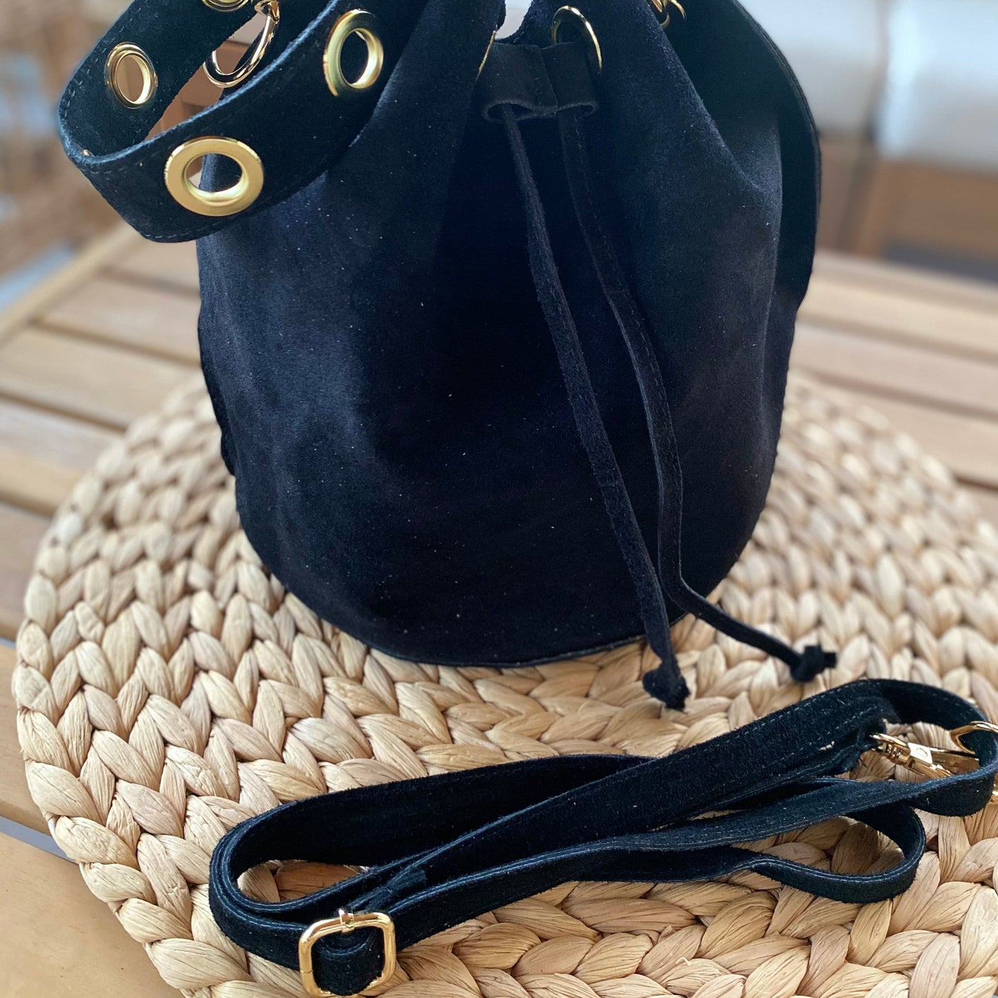 Crossbody bag with black stitching