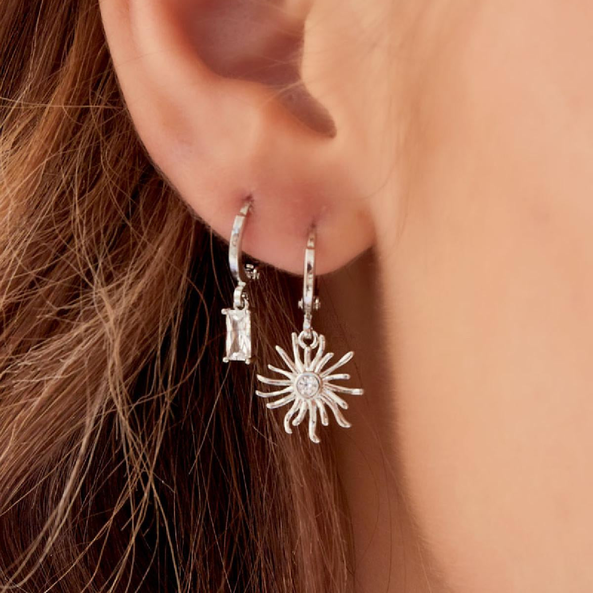 Chestnut square earrings