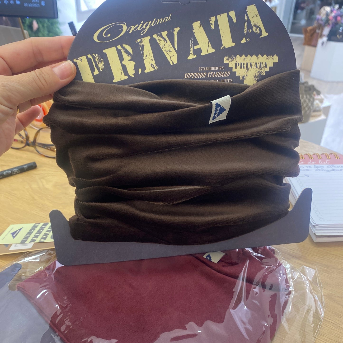Bragas/cuellos de Privata - mbyou