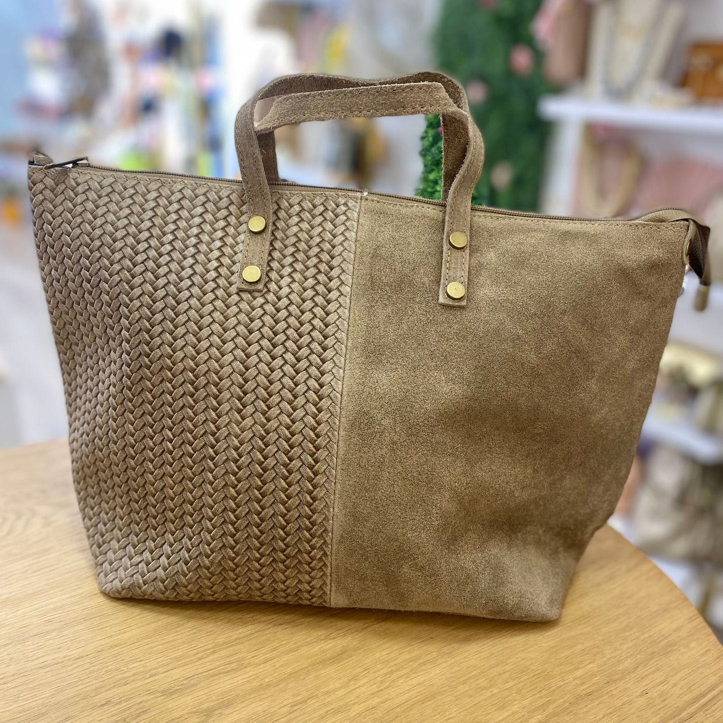 Bolso tipo shopper piel 100% vacuno combinando serraje y trenzado color gris marrón - mbyou