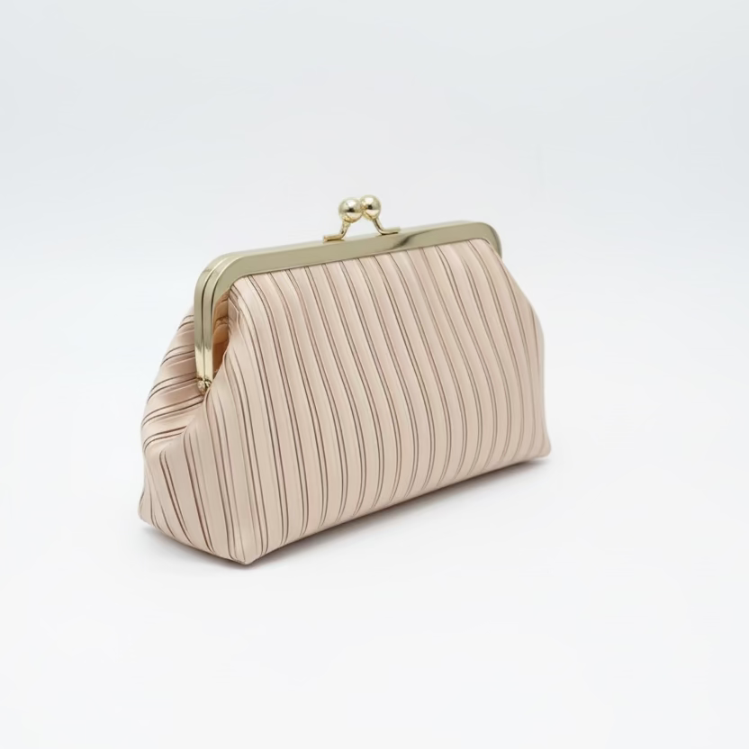 Bolso de fiesta clutch con textura plisada color champagne - Moments by You