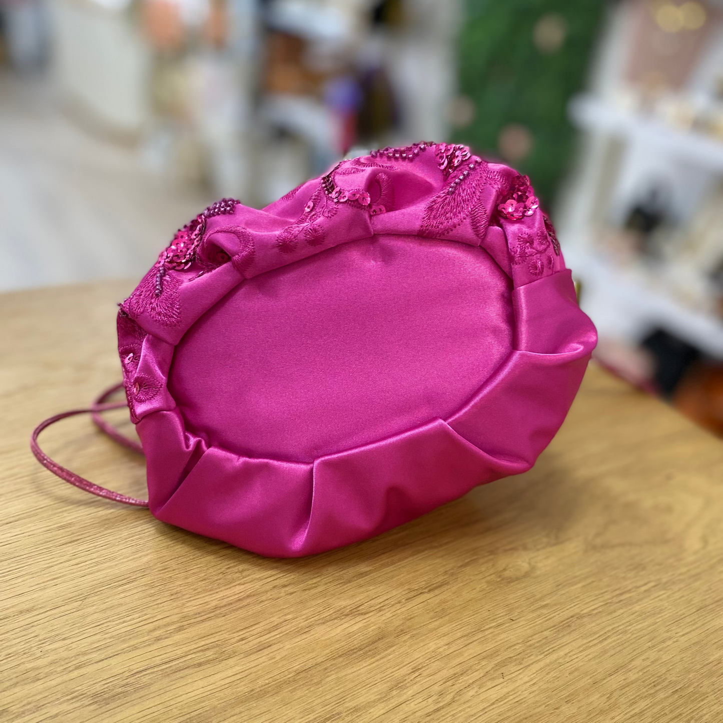 Bolso de fiesta limosnera fucsia floral con lentejuelas - mbyou