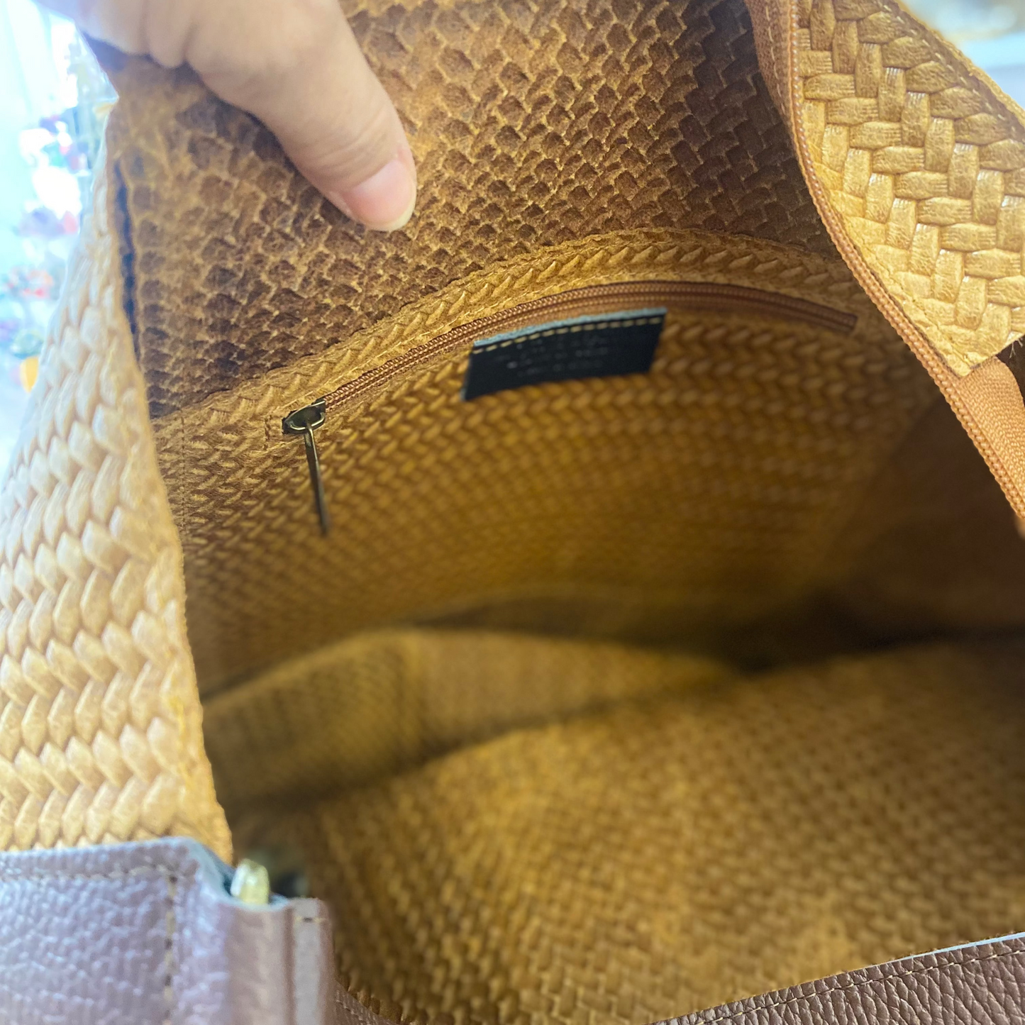 Bolso de piel 100% piel de vacuno tipo shopper efecto trenzado color negro y chocolate - mbyou