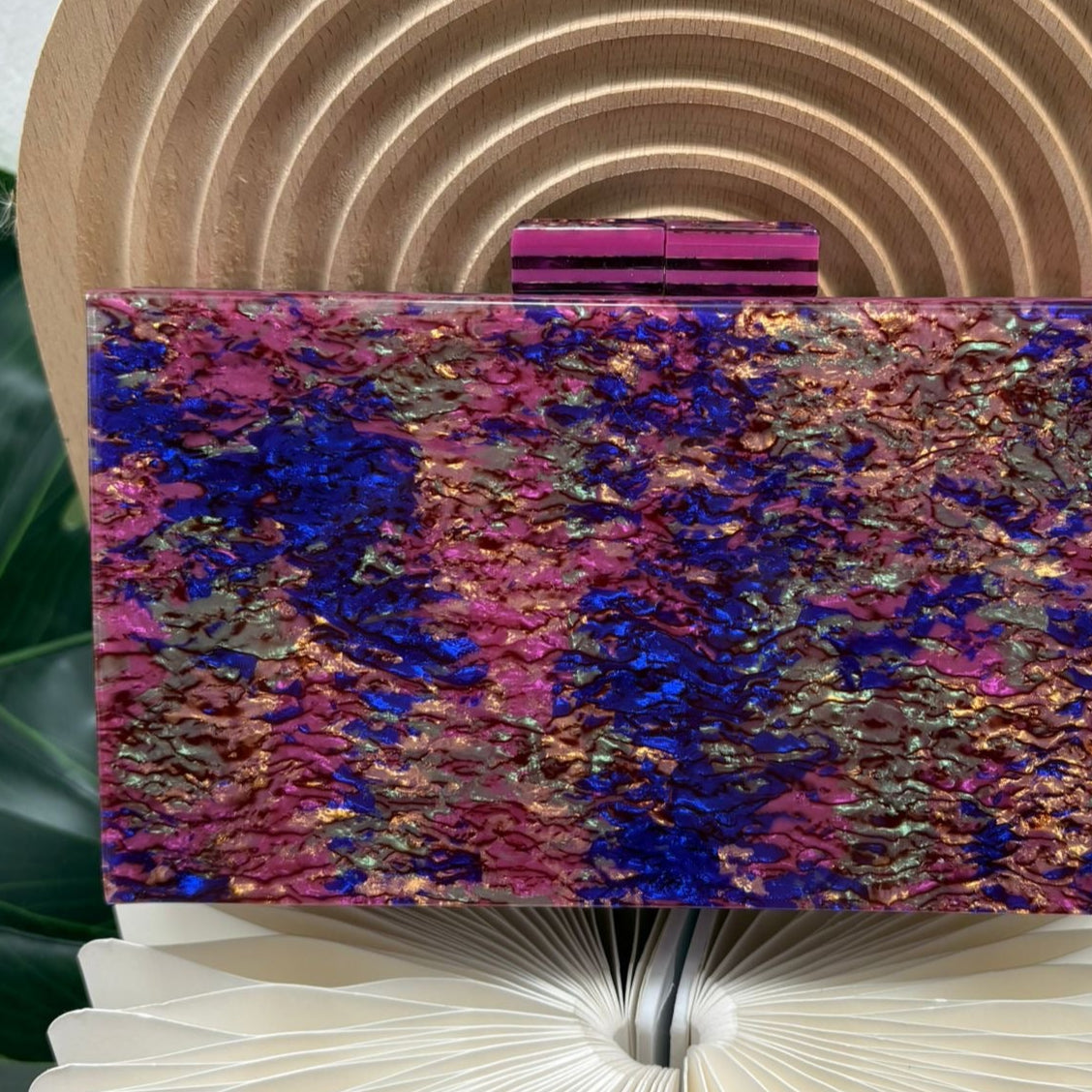 Sac à main de fête en plumes rose clair