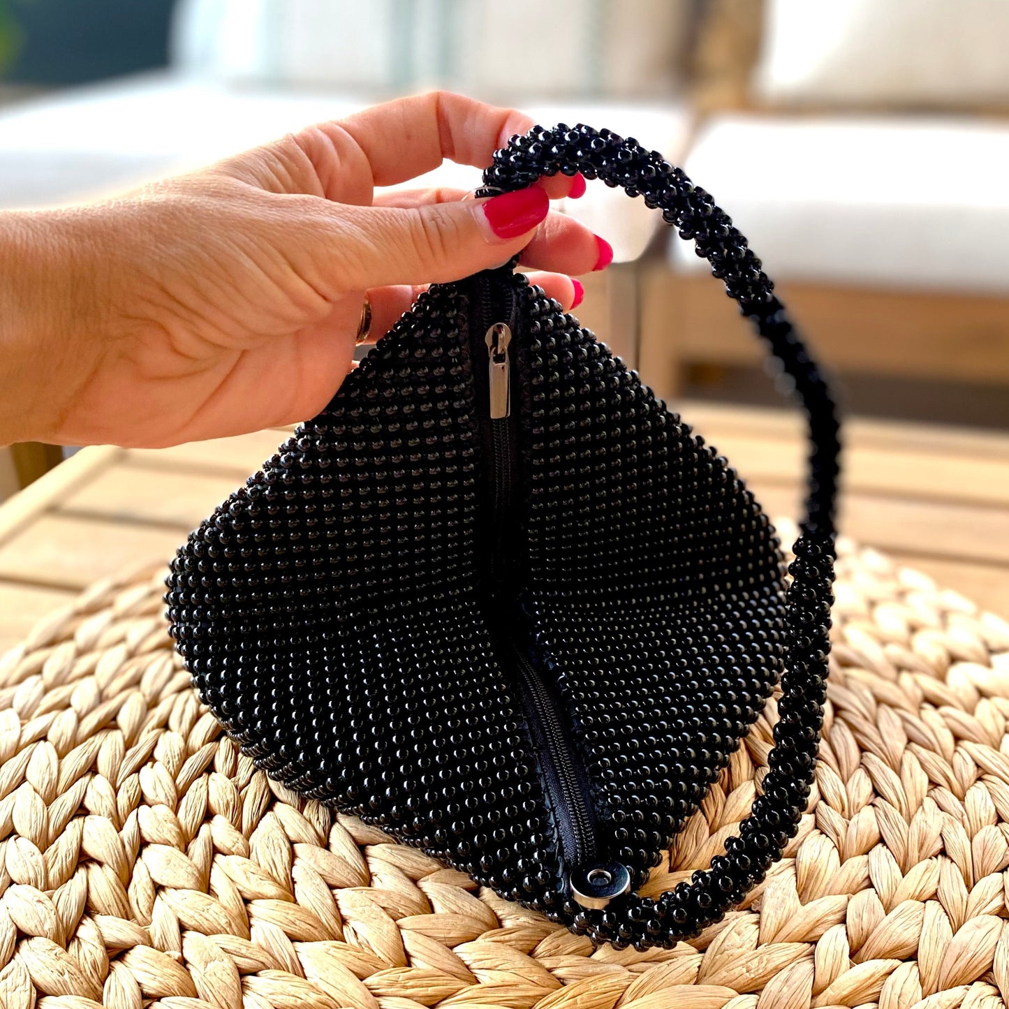 Bolso de fiesta con pedrería de bolitas brillante negro