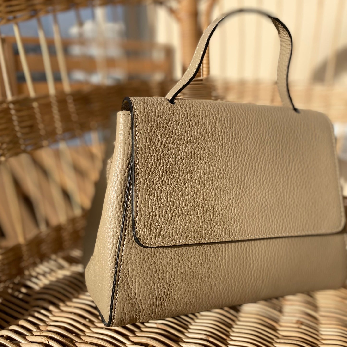 Smooth camel bag - 100% leather