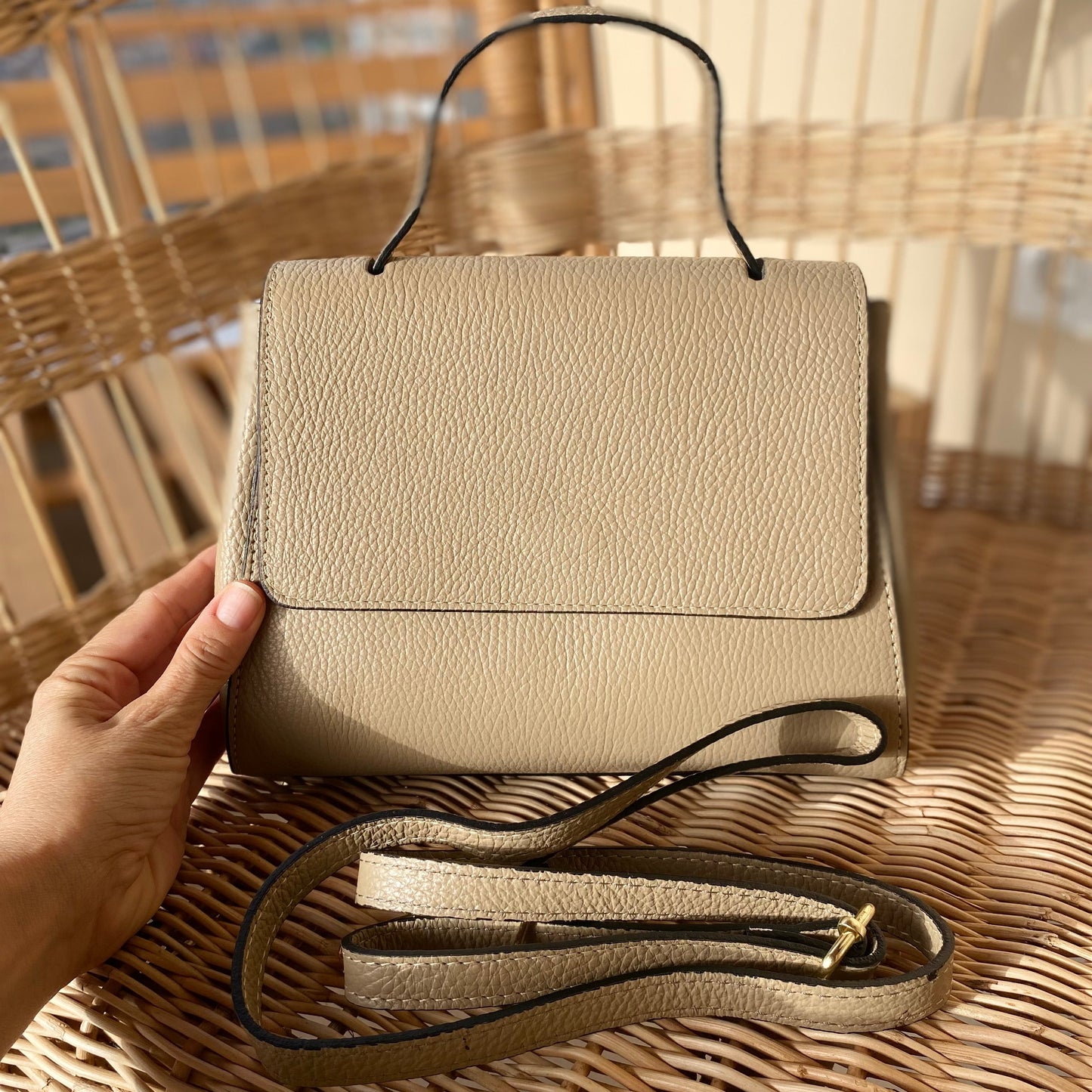 Smooth camel bag - 100% leather