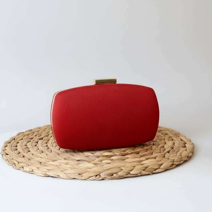 Bolso de fiesta de mano ante burdeos y cierre dorado - Moments by You