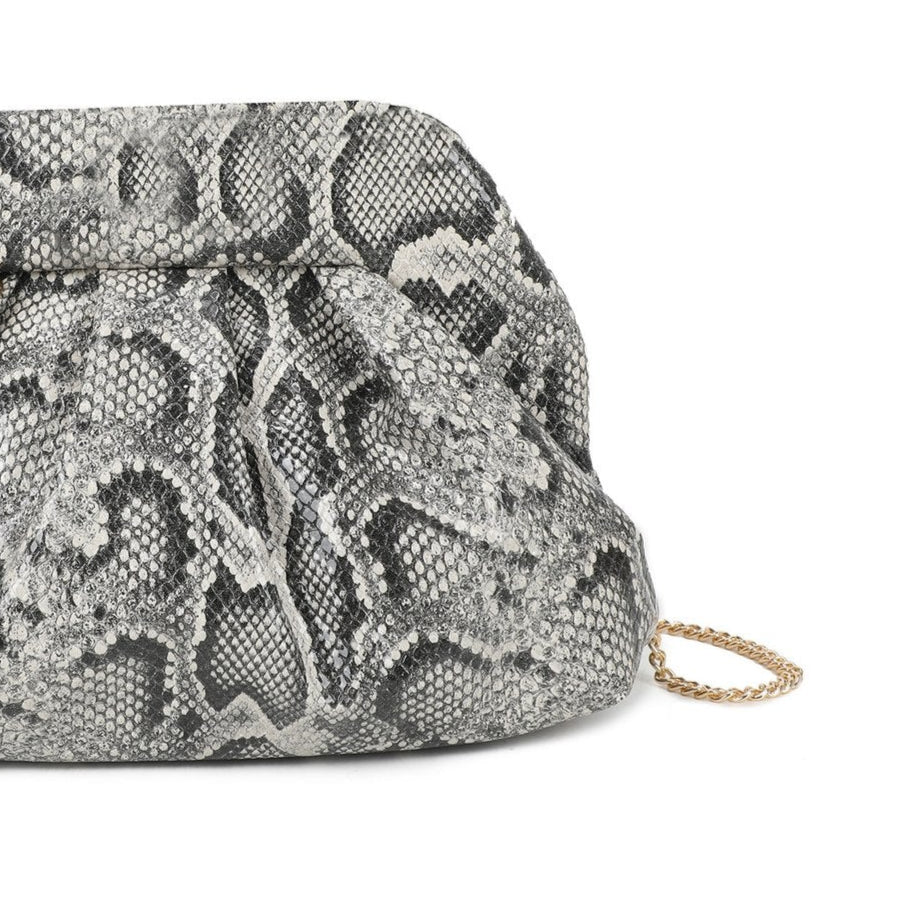 Bolso tipo cluch efecto piel con estampado de serpiente en tonos negros y grises - mbyou