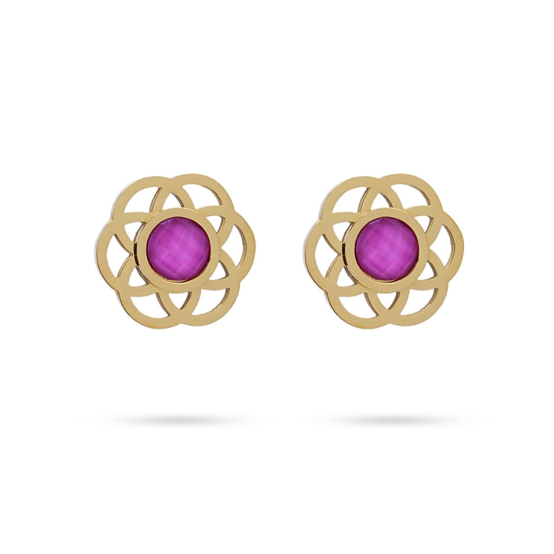 Pendientes cortos de acero inoxidable quirúrgico forma floral con piedra fucsia acabado oro - mbyou