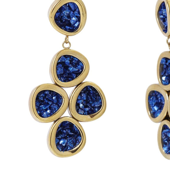Pendientes largos de acero quirúrgico con conjunto de drusas en azul acabado oro - mbyou