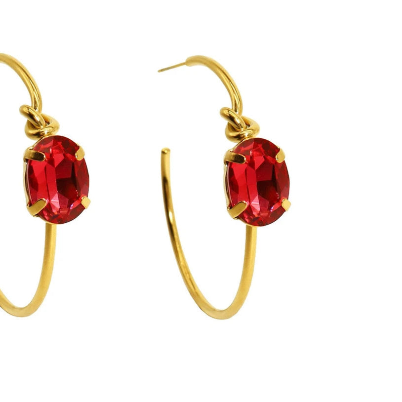 Aros finos de acero inoxidable con nudo y cristal rojo cereza - mbyou