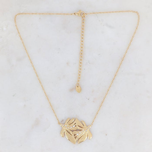 Linked leaves necklace