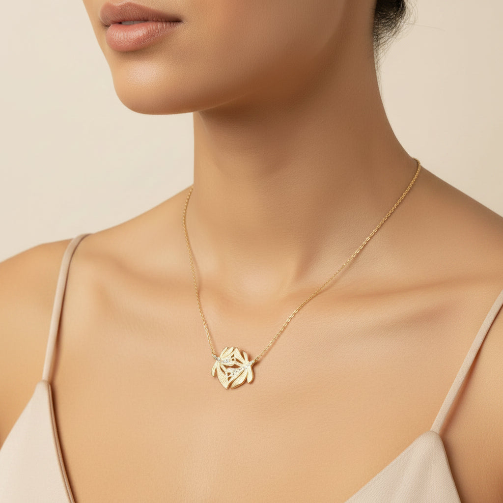 Collar acero hojas enlazadas circonitas acabado oro - Moments by You