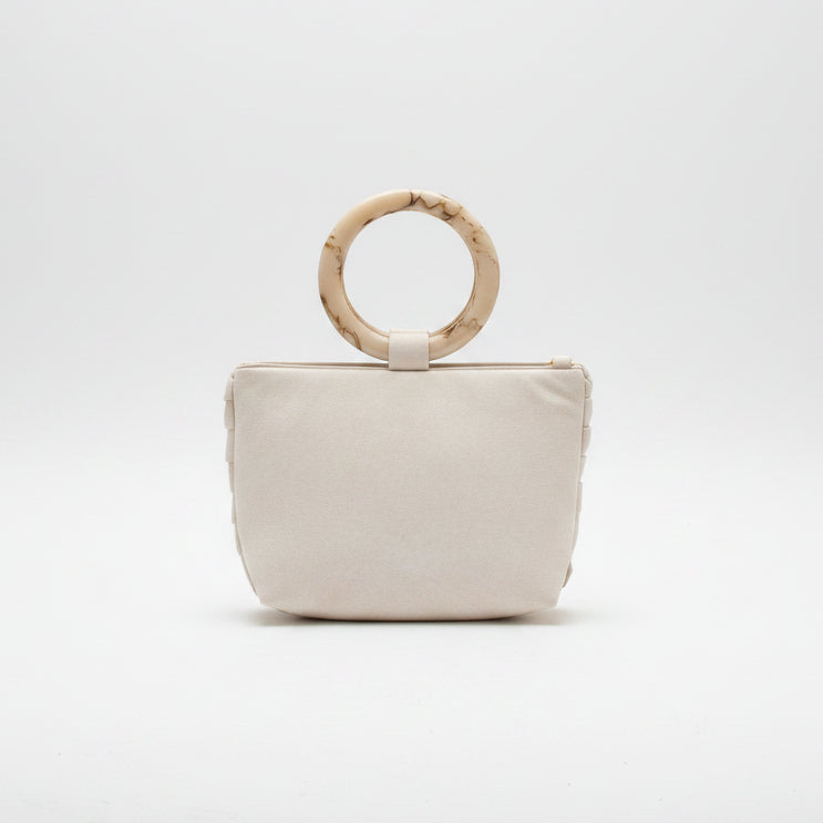 Bolso de fiesta limosnera con asas circulares y diseño fruncido - Moments by You