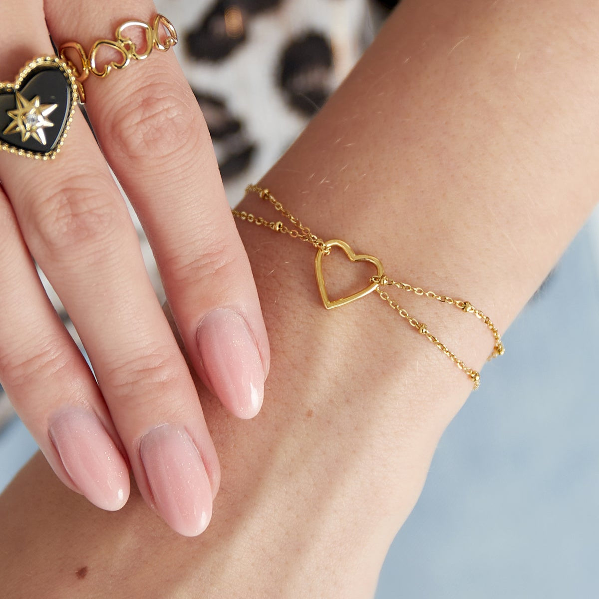 Pulsera de acero doble con bolitas y corazón liso acabado oro - mbyou