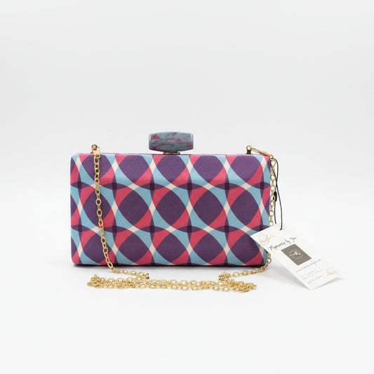 Bolso de fiesta tipo clutch de terciopelo con efecto óptico geométrico en tonos morados, rosas y azules - Moments by You