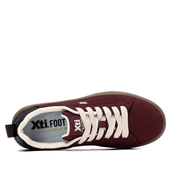 Zapatillas deportivas mujer en burdeos con plataforma