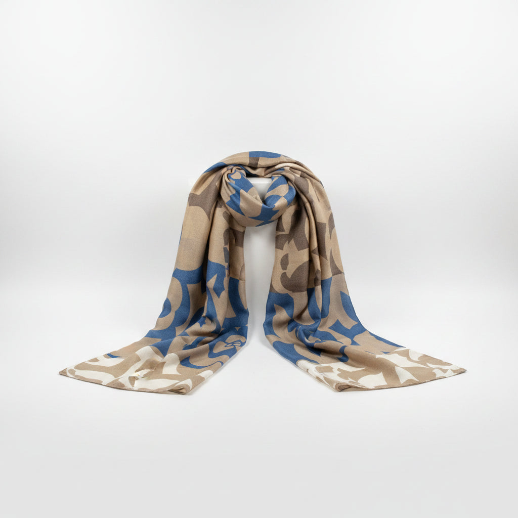 Fular con estampado floral en varios colores - Moments by You