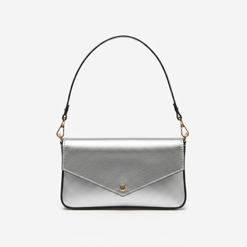 Bolso pequeño de piel 100% auténtica metalizada con solapa y detalles dorados
