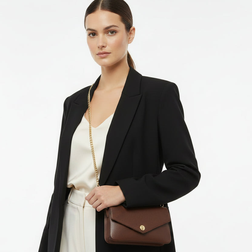 Bolso pequeño de piel 100% auténtica metalizada con solapa y detalles dorados