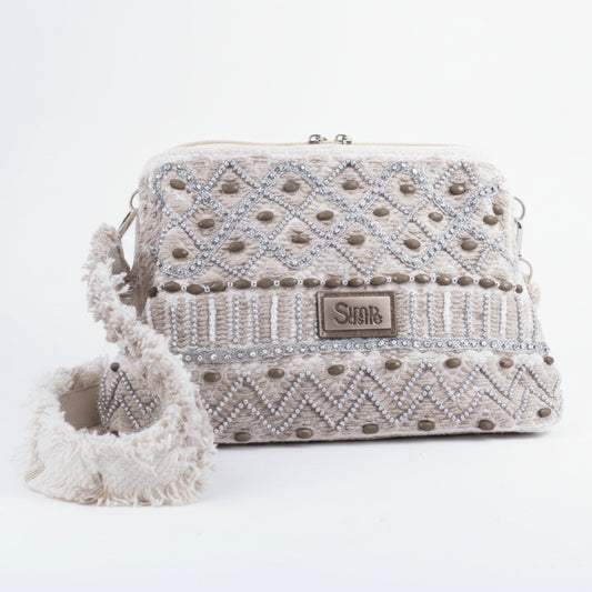 Bolso de mano tipo clutch 100% fibra natural en tonos beige y blancos con cuentas - Moments by You