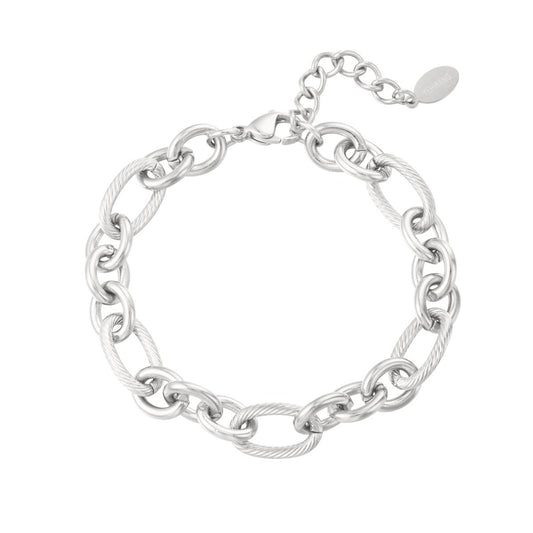 Pulsera de acero inoxidable con eslabones de distinto tamaño acabado plata