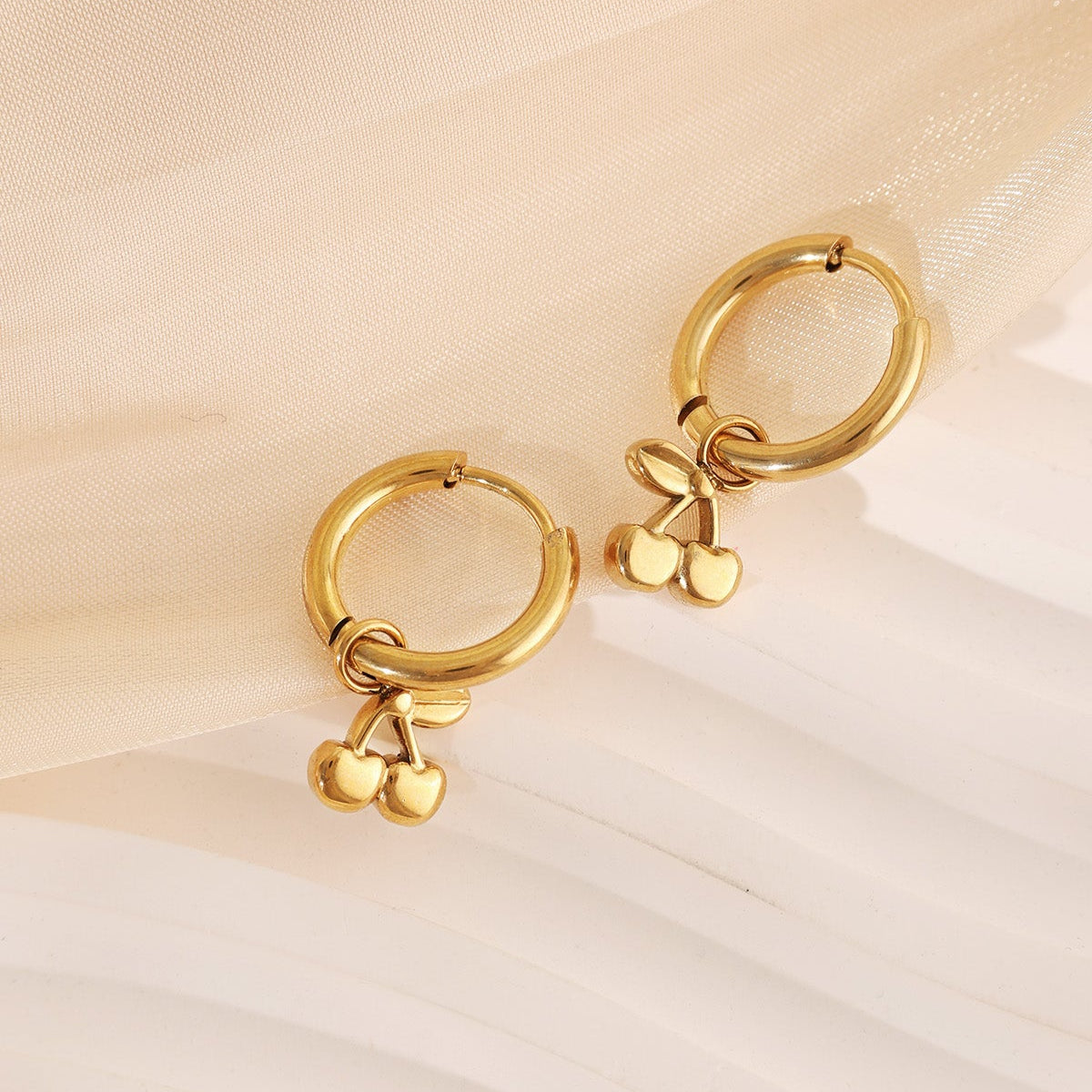 Chestnut square earrings