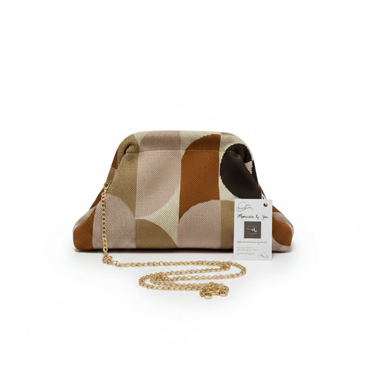 Bolso tejido tipo clutch con estampado geométrico abstracto con varios colores - Moments by You