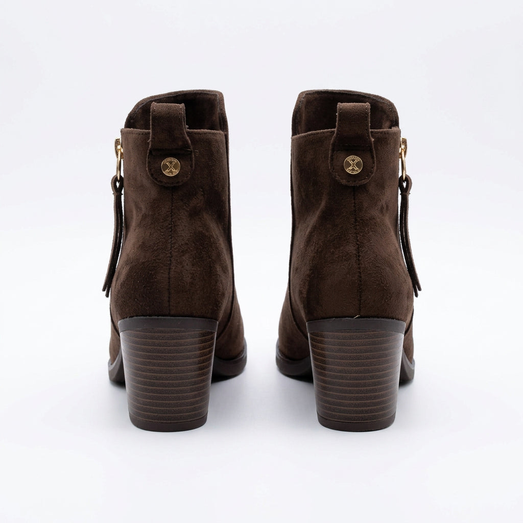 Botines de tacón acabado ante envejecido en chocolate