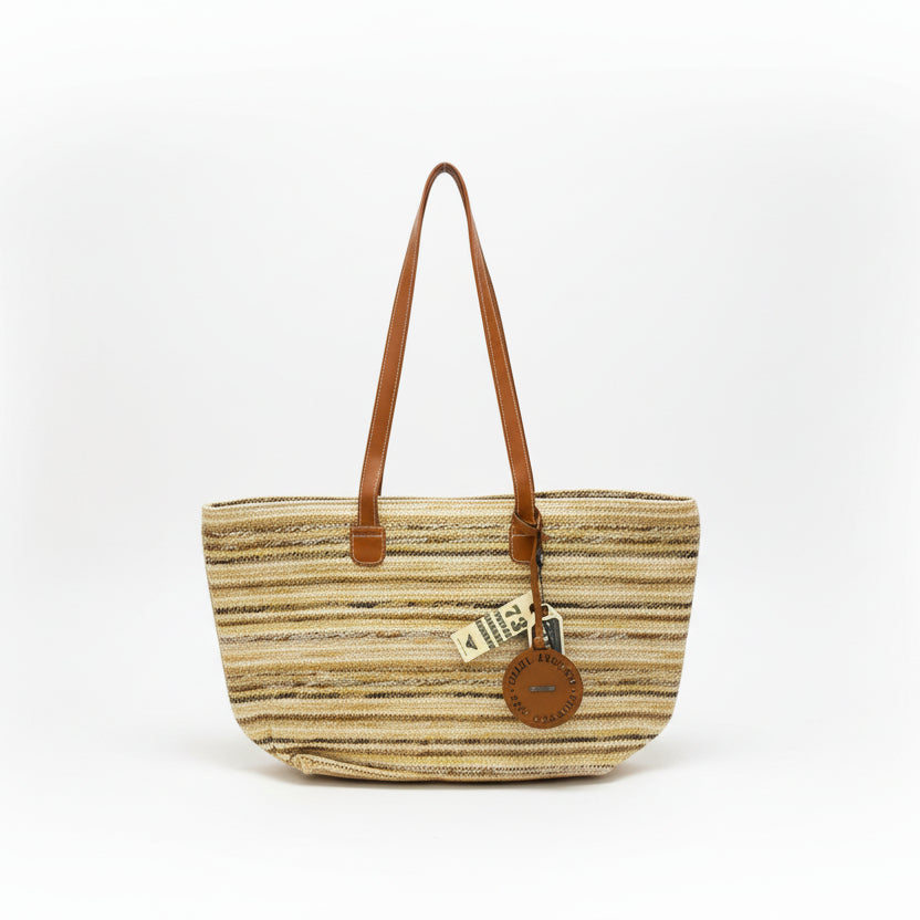 Bolso tipo shopper grande y rectangular de estilo rafia con colgante de marca - Moments by You