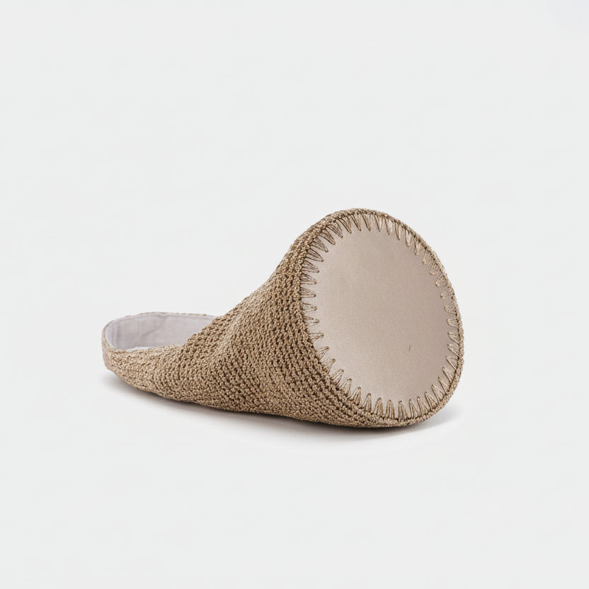 Bolso de mano tipo bucket de fibras 100% naturales en dorado brillante - Moments by You