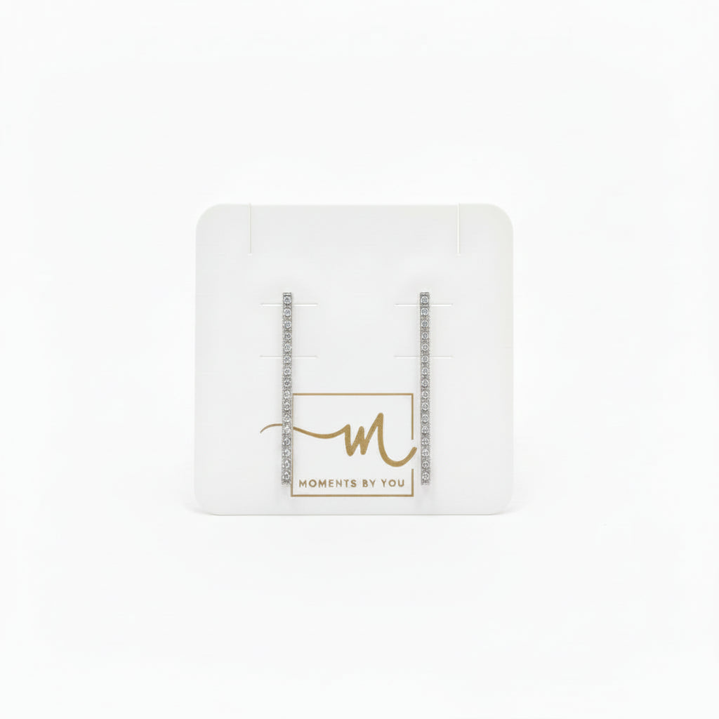 Pendientes largos de acero en forma de barra vertical con circonitas - Moments by You
