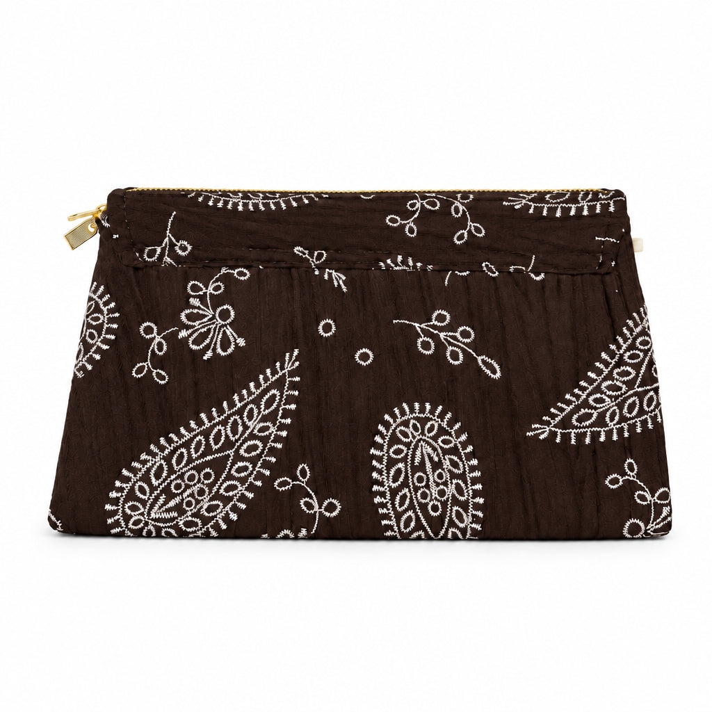 Bolso fiesta sobre de terciopelo con solapa y diseño floral
