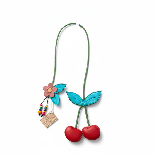 Colgantes de bolsos piel 100% vacuno de Pepi Artesania de varios diseños - Moments by You