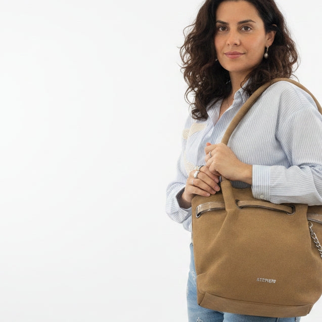 Bolso tipo shooper piel melocotón con asas largas color marrón - Moments by You