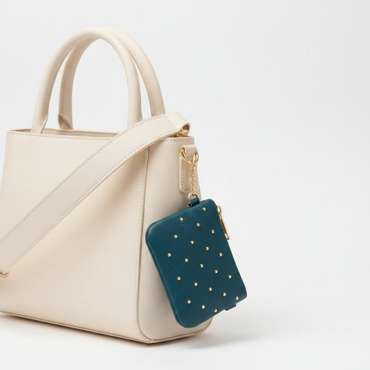 Monedero de piel 100% auténtica y diseño liso con tachuelas en acabado oro - Moments by You