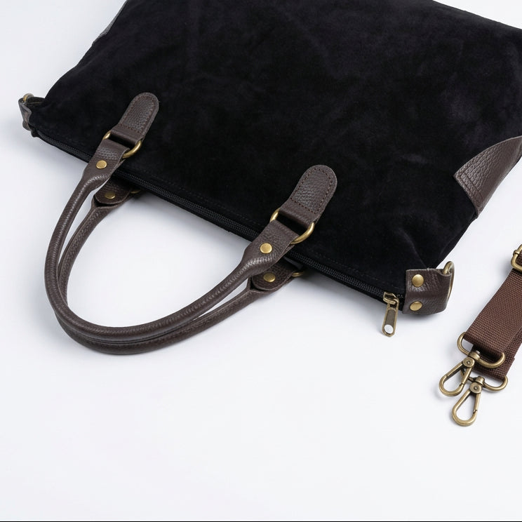 Look negro con verde oliva (boina + pañuelo + bolso)