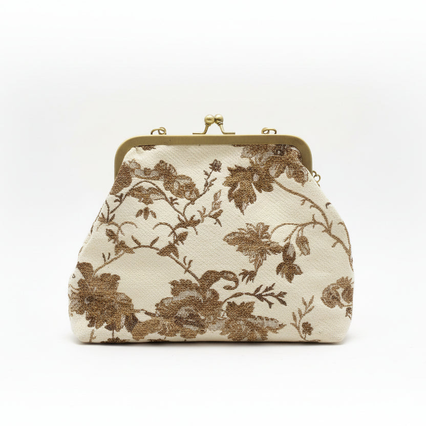 Bolso clutch de fibra 100% natural con estampado floral