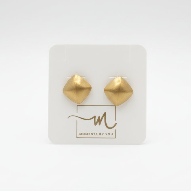 Pendientes acero cuadrados en oro acabado mate - Moments by You
