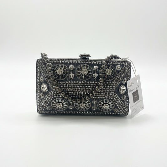 Bolso clutch de fiesta tipo joya con diseño floral de circonitas grisáceo - Moments by You