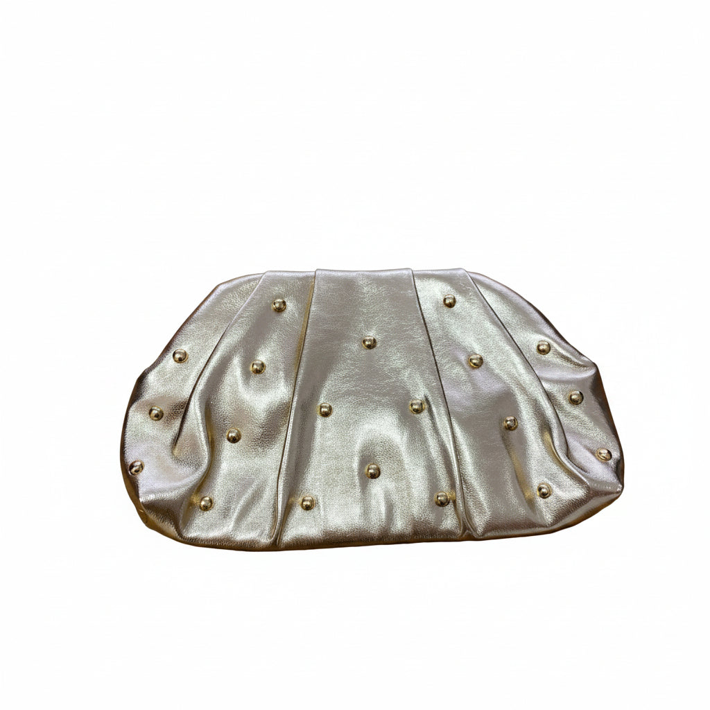Bolso fiesta de mano con dobleces y tachuelas en dorado - Moments by You