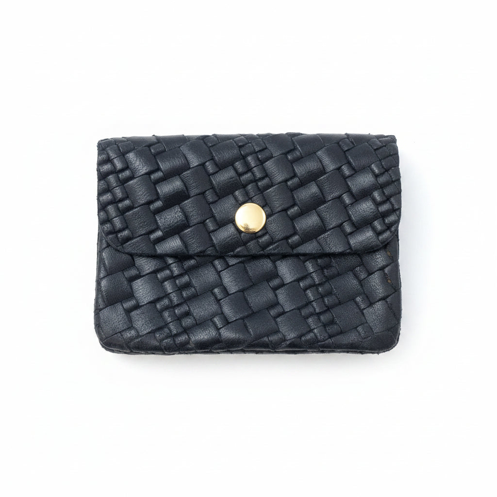 Monedero de piel 100% vacuno cuadrado con relieve y cierre click varios colores