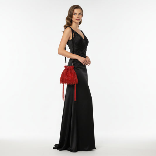 Bolso de fiesta con asa tipo limosnera rojo con flecos y borlas con tachuelas - Moments by You