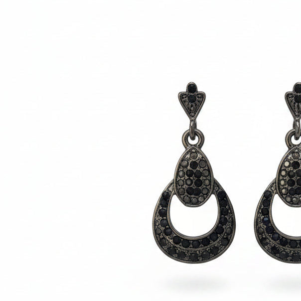 Pendientes con forma ovalada en acabado plata vieja con circonitas en varios colores - Moments by You