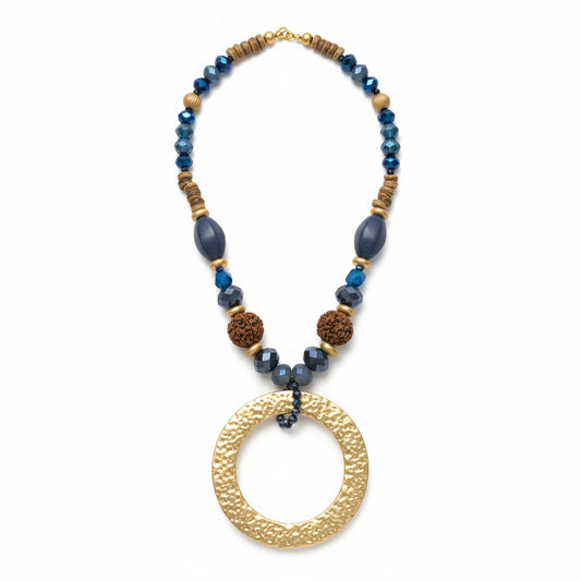 Collar de cuentas diferentes en azul y aro acabado oro - Moments by You