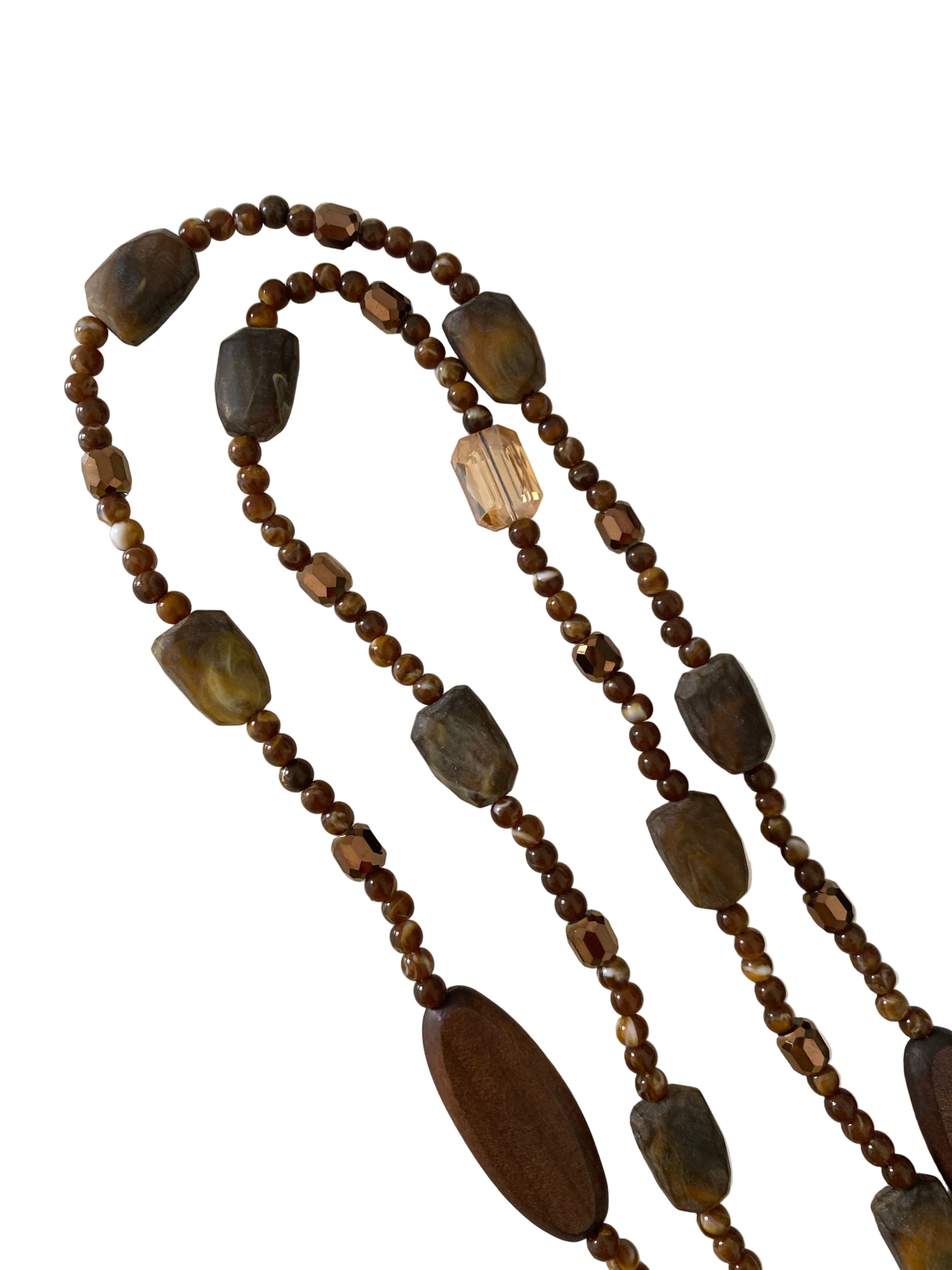 Collar largo doble tira con cuentas irregulares y traslucidas en varios colores - Moments by You